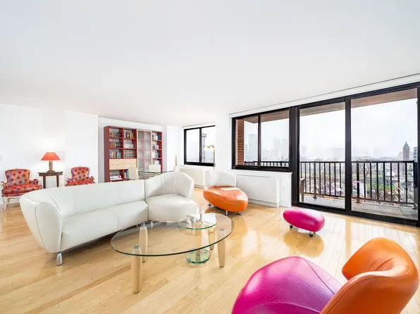 700 Grove St APT 9G, Jersey City, NJ 07310