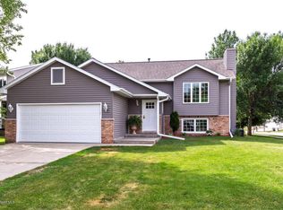4460 Copperfield Ln NW, Rochester, MN 55901
