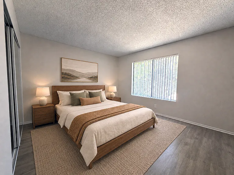 IMT 14227 Vanowen — Photo 14