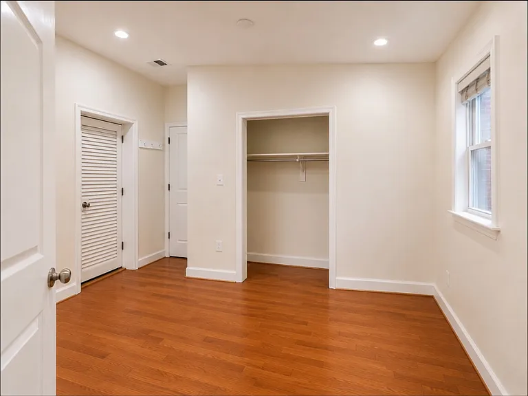 1845 Ontario Pl NW #2 — Photo 5