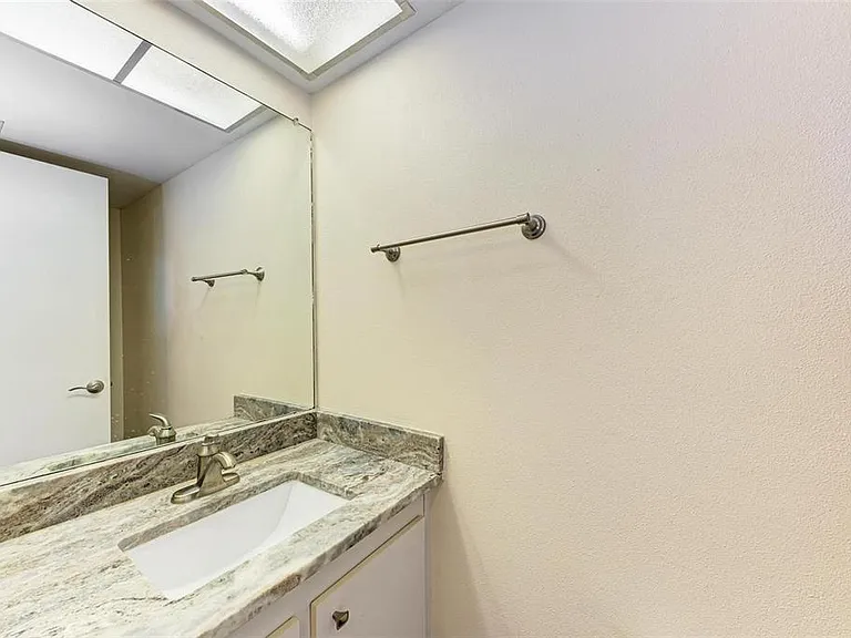 305 30th Ave W #A210 — Photo 24