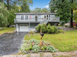 31 Pleasant Rd, High Bridge, NJ 08829