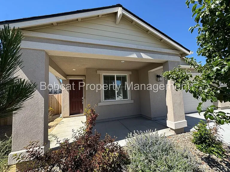 1064 Copper Hill Ave — Photo 3