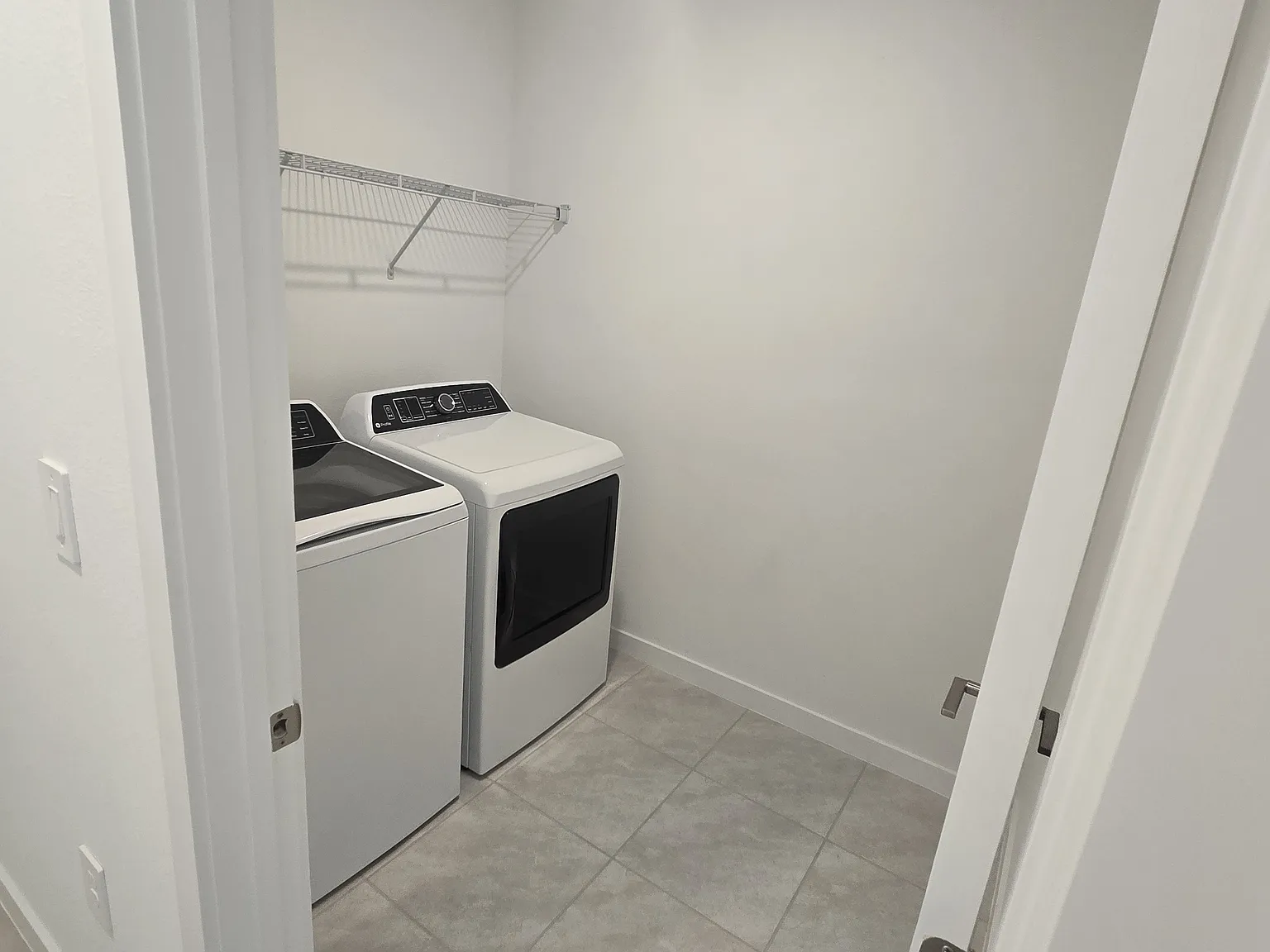 4 bed, 1820 sqft, $2,650 — Photo 2