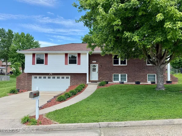 516 Meier Dr, Jefferson City, MO 65109