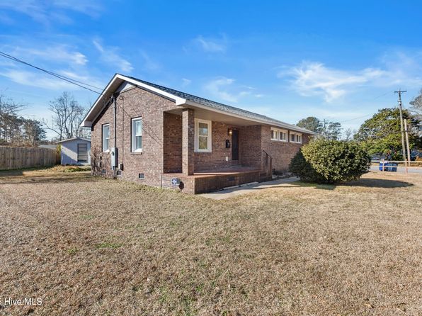 605 Henderson Drive, Jacksonville, NC 28540