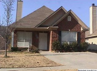 250 Forest Lakes Dr, Sterrett, AL 35147
