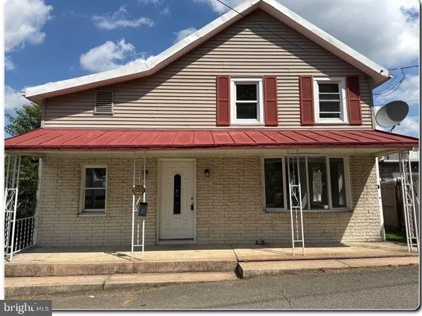 220 W Church St, Orwigsburg, PA 17961