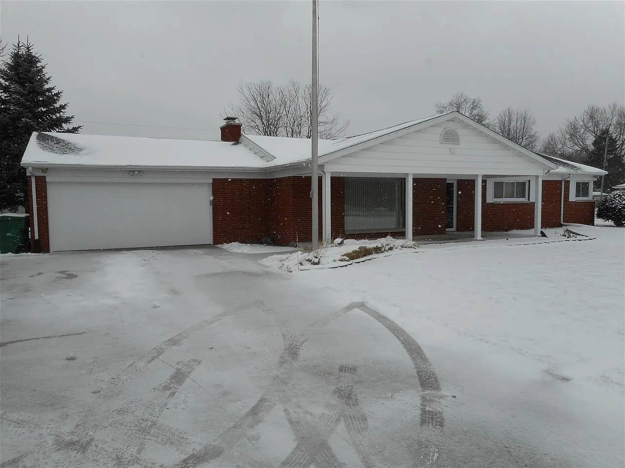 61543 Miami Rd photo 1