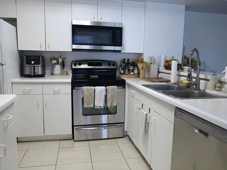 2640 S University Dr #205 — Photo 12