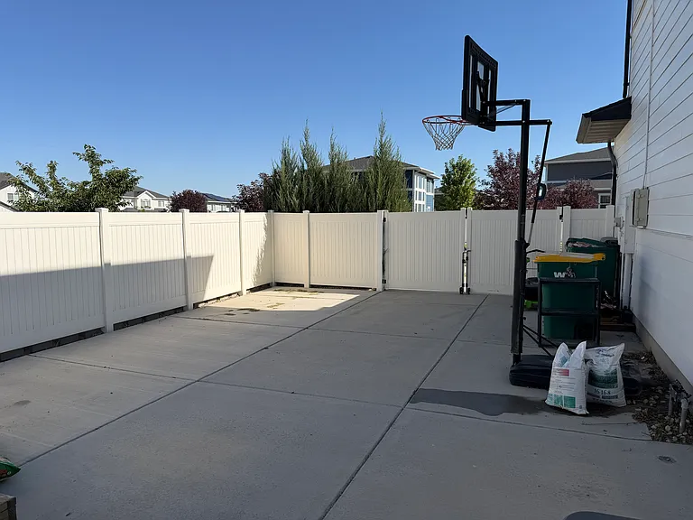 1071 W Sebal Ln — Photo 25