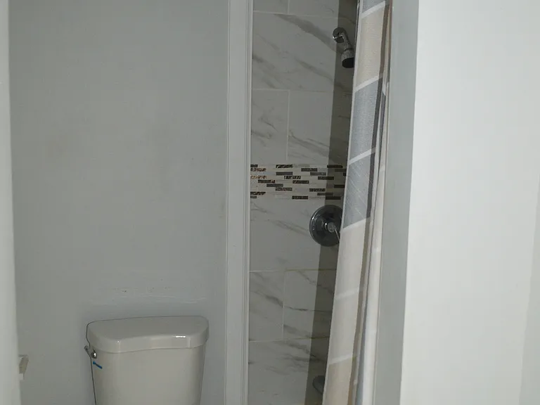 2413 Reisterstown Rd #2 — Photo 7