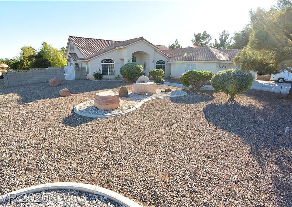 1st image of 8101 W Rosada Way