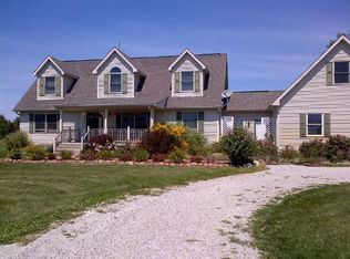 9592 Bryce Rd, Avoca, MI 48006