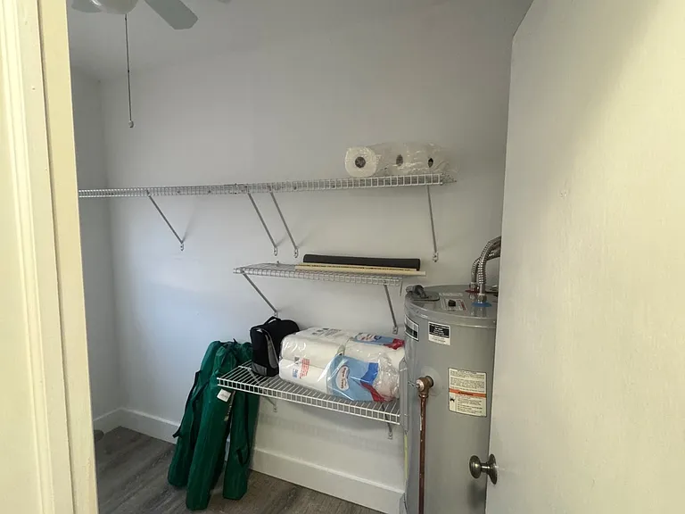 734 Memorial Dr — Photo 30