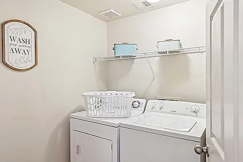 The Villas at Camelback Crossing — Photo 92