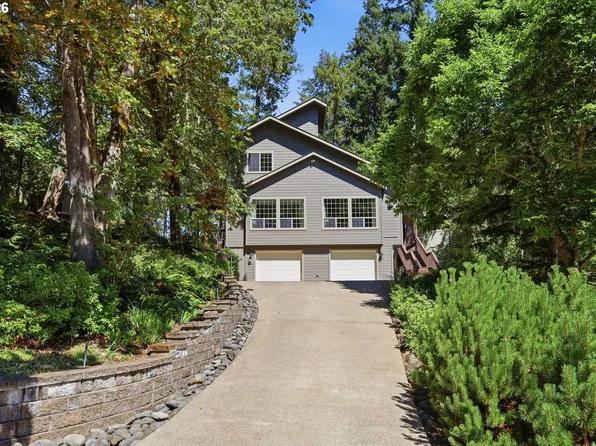 217 Rockridge Loop, Eugene, OR 97405
