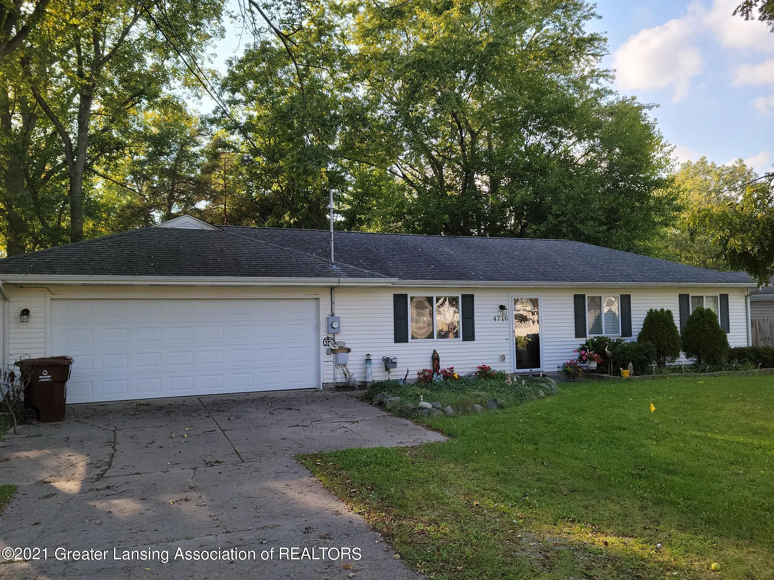 4716 Christiansen Rd photo 1