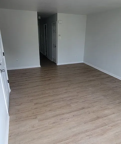 9479 Woodbridge Rd — Photo 14