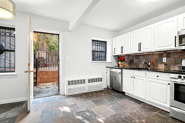 Rented by Corcoran | media 13