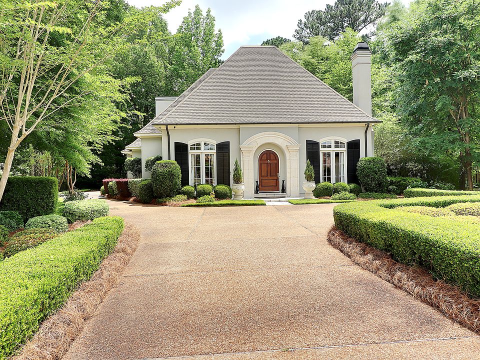 1st image of 8668 Lillian Pl