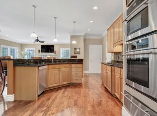 110 Spring Ridge Ln, Saint Albans, MO 63073