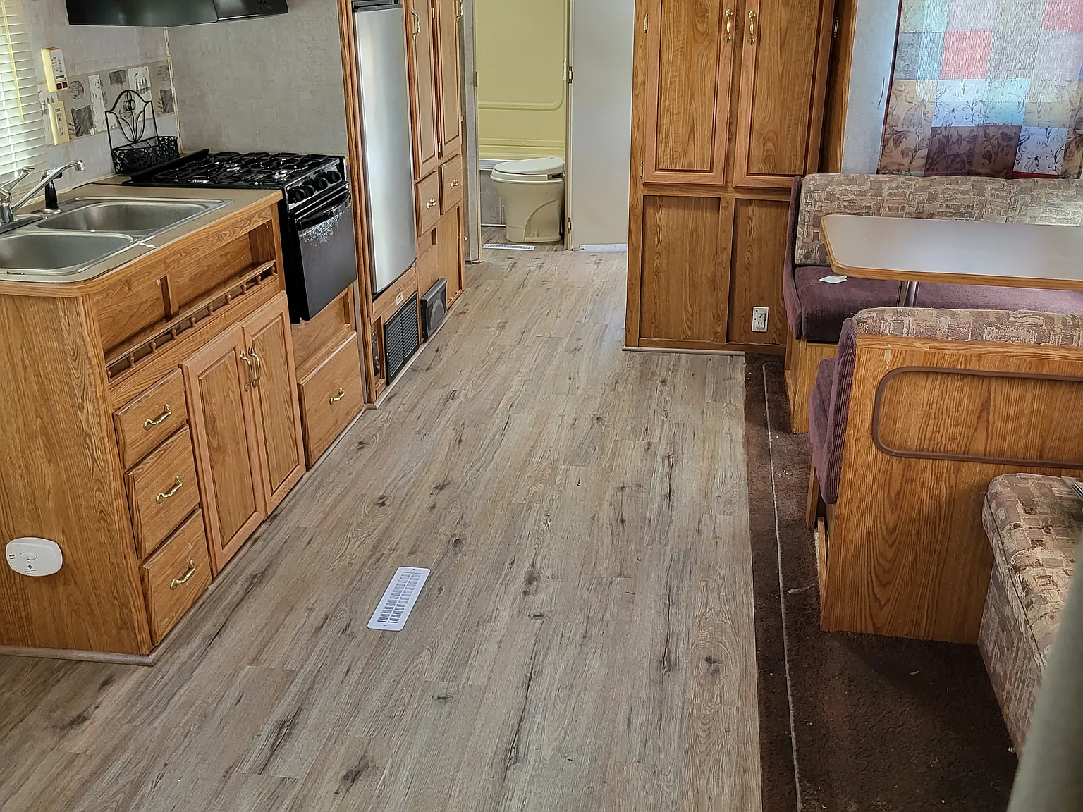 2 bed, 320 sqft, $700 — Photo 3