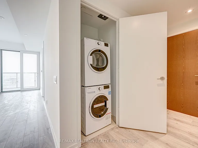 7890 Jane St #1508 — Photo 21