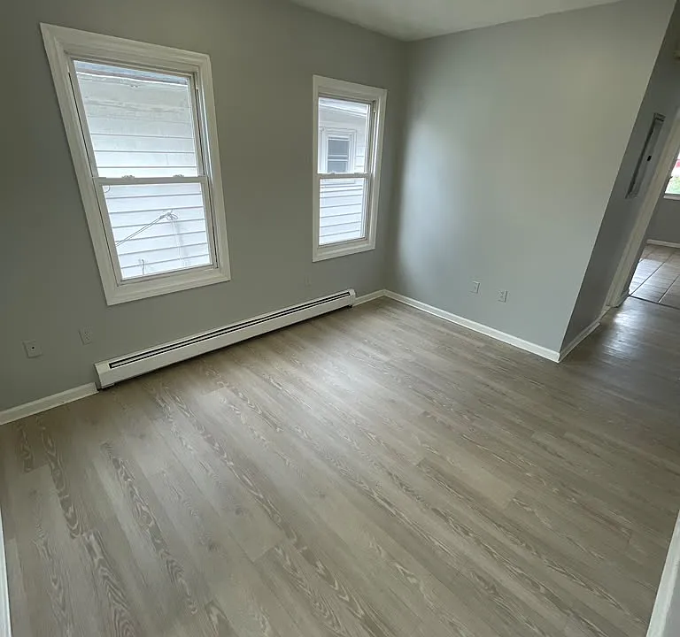 349 Yale Ave #2
