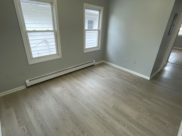 349 Yale Ave Floor 2