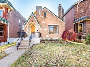 3912 Dover Pl, Saint Louis, MO 63116