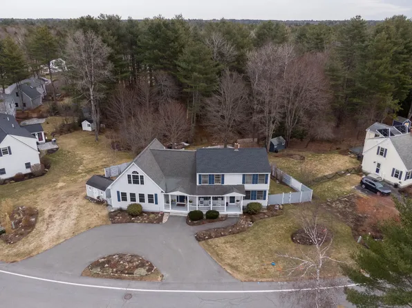 39 Crossing Brook Road, Cumberland, ME 04021