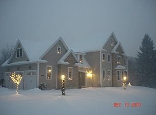 26 Bates St, Mendon, MA 01756