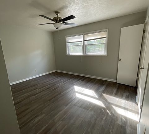 3rd image of 3209-4 Tallywood Dr