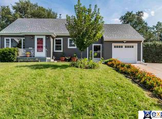 2001 N 48th St, Omaha, NE 68104