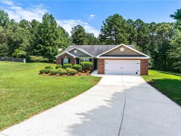 1920 Brenda St, Statham, GA 30666