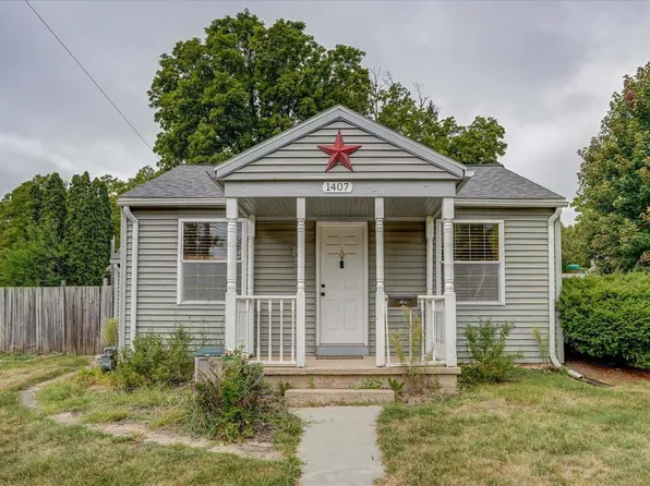 1407 East St, Baraboo, WI 53913