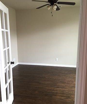 2nd image of 2004 Indigo Dr