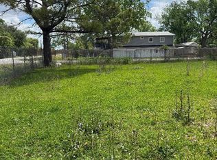 15910 Greens Rd, Houston, TX 77032