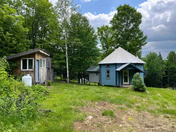 2577 Center Pond Road, Newark, VT 05871