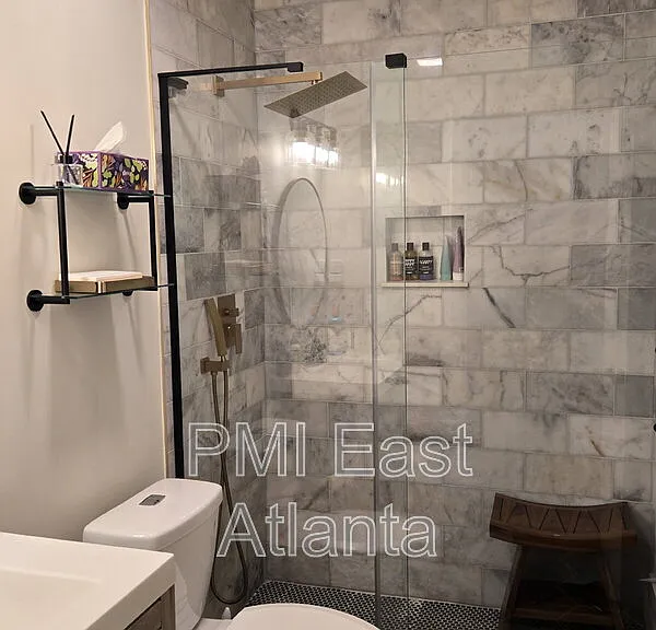 512 Tuxworth Cir — Photo 8