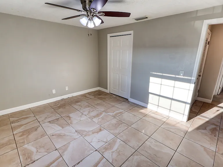 6813 N Marie Ave #B — Photo 14