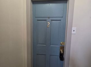 816 W 11th St APT 2, Wilmington, DE 19801