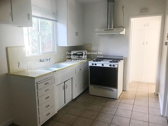 3rd image of 50 Harkness Ave