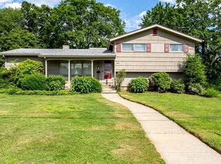 345 Hyde St, Fall River, MA 02720