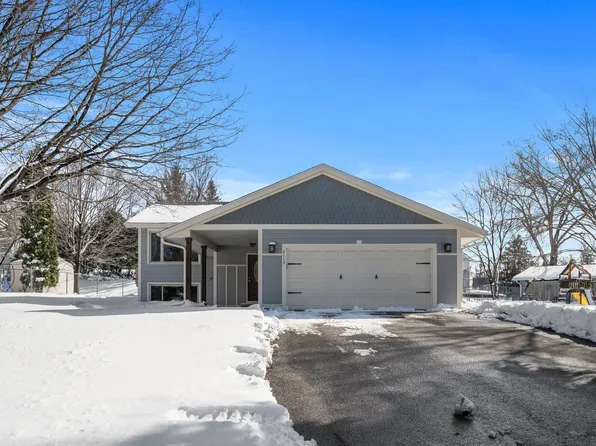 2113 Friendship Ln, Burnsville, MN 55337