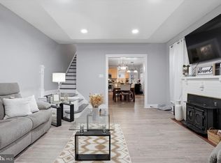 7032 Erdrick St, Philadelphia, PA 19135