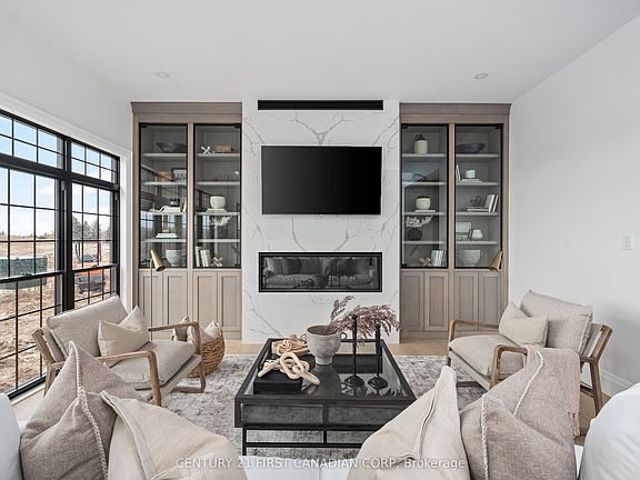 4th image of 204 Foxborough Pl