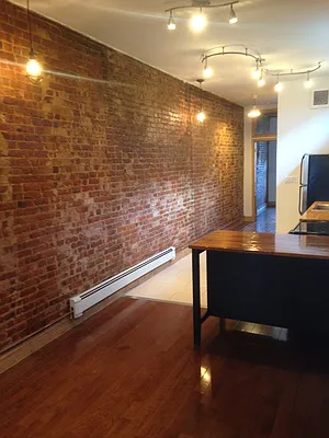 Rented by The Maestro Group | media 30