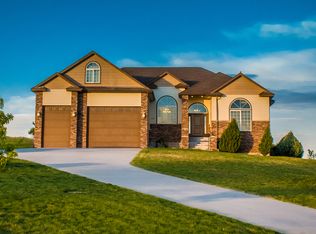 9150 W Hills Gate Dr, Star, ID 83669